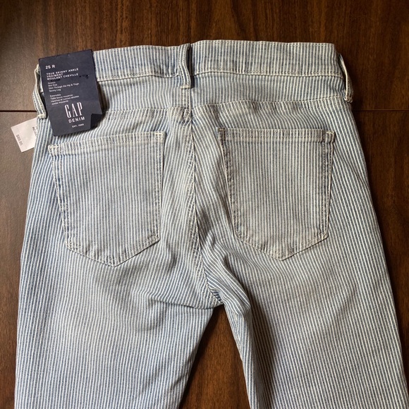 Slim fit ankle jeans - Picture 3 of 3